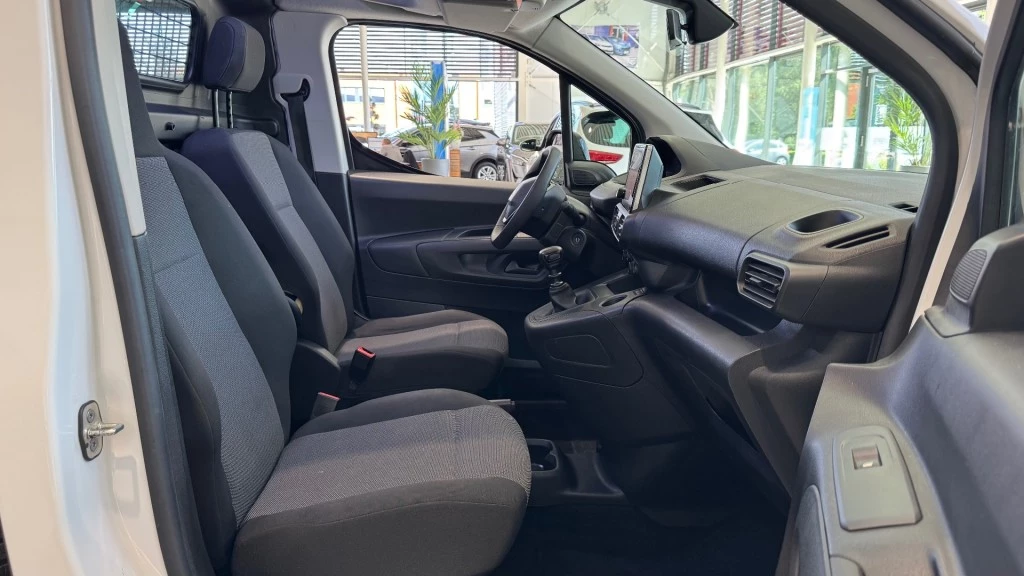 Hoofdafbeelding Peugeot Partner