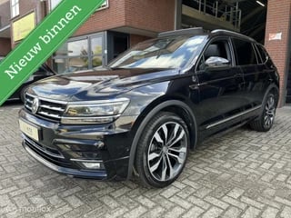 Hoofdafbeelding Volkswagen Tiguan Allspace Volkswagen Tiguan Allspace 1.5 TSI R-LINE*PANO-DAK*LED*ACC*