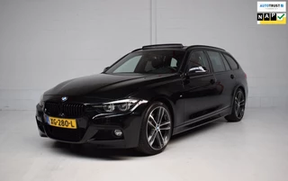 BMW 3-serie Touring 320i 184PK M Sport ORG.NED / PANORAMADAK / CAMERA / TREKHAAK / LEER / HEAD-UP / KEYLESS / NAP