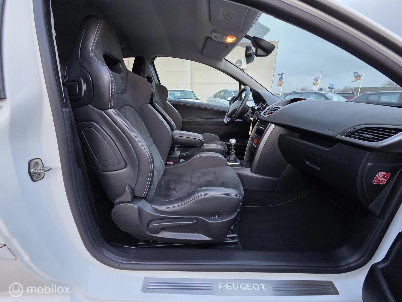 Hoofdafbeelding Peugeot 207