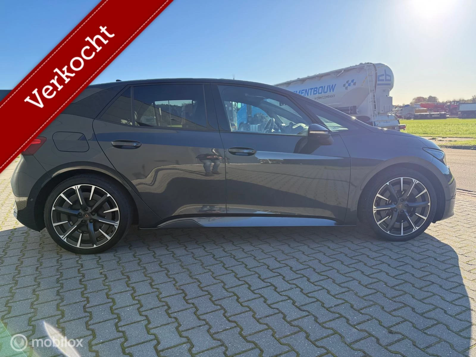 Hoofdafbeelding CUPRA Born