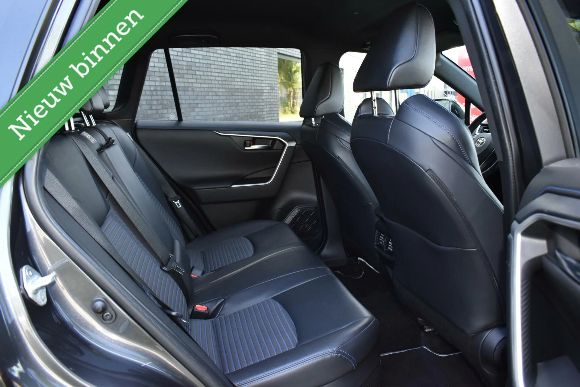 Hoofdafbeelding Toyota RAV4