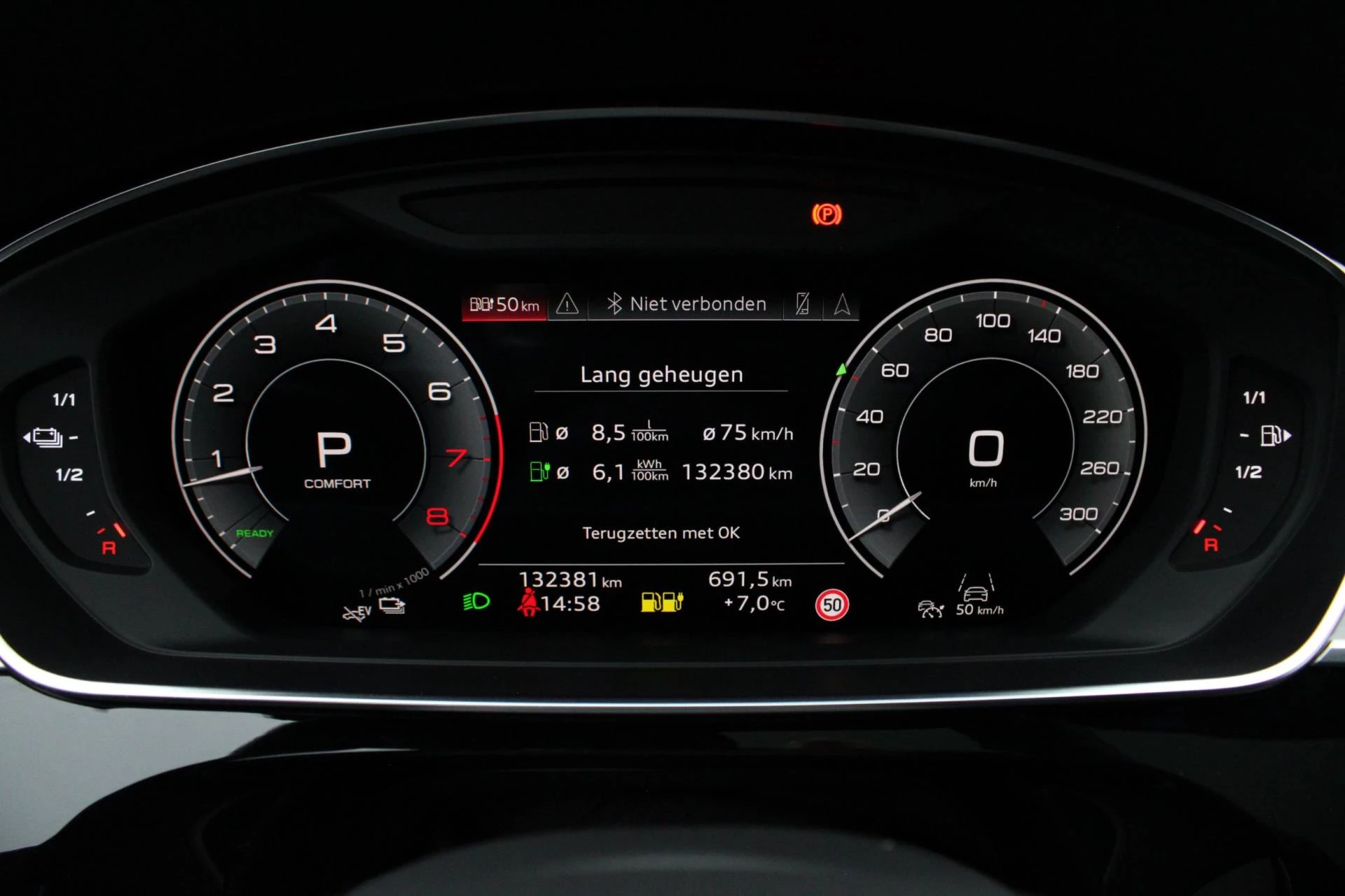 Hoofdafbeelding Audi A8