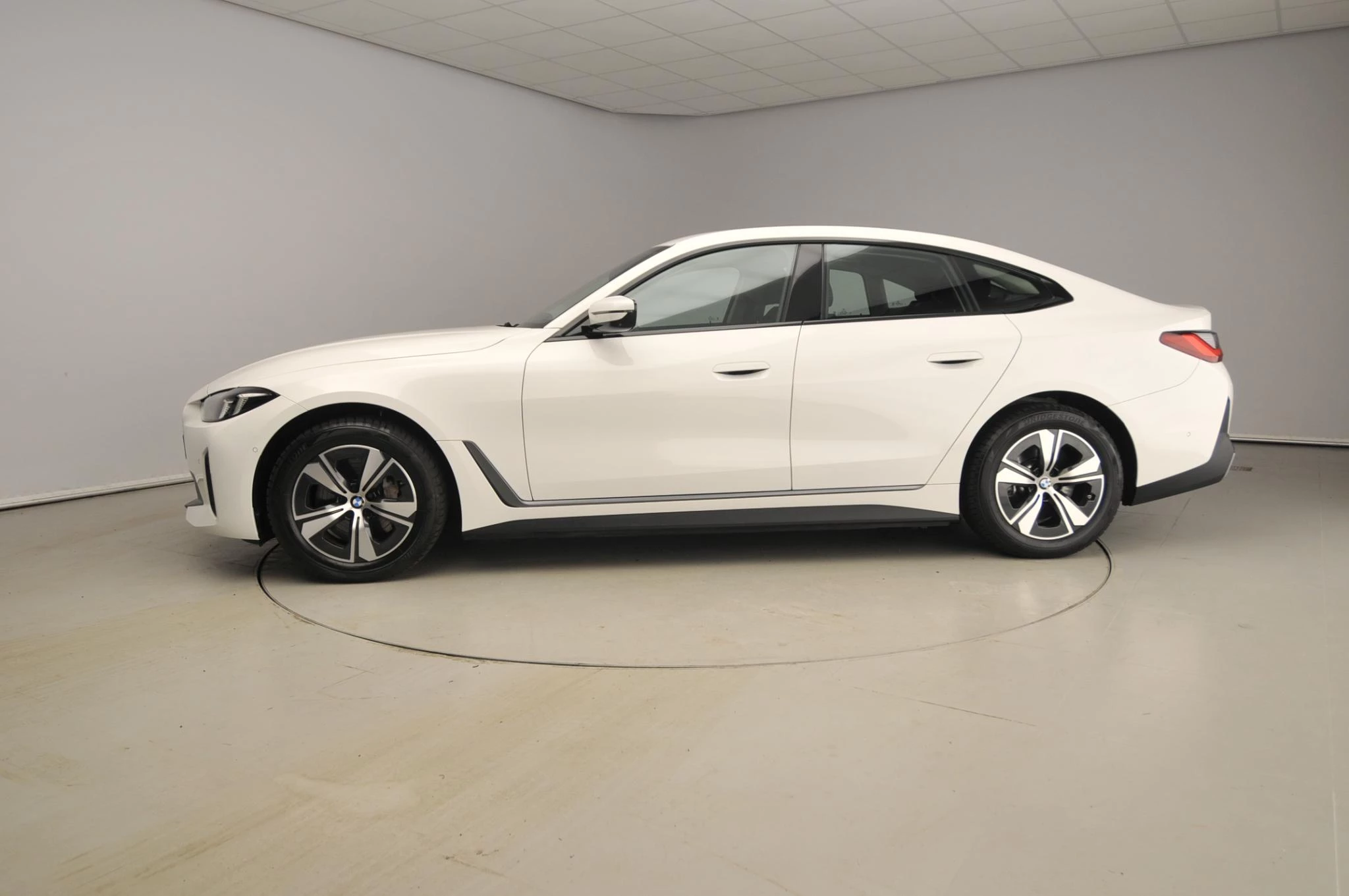 Hoofdafbeelding BMW i4