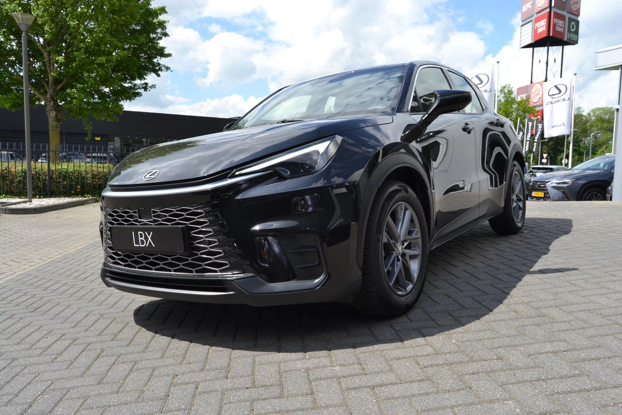 Hoofdafbeelding Lexus LBX