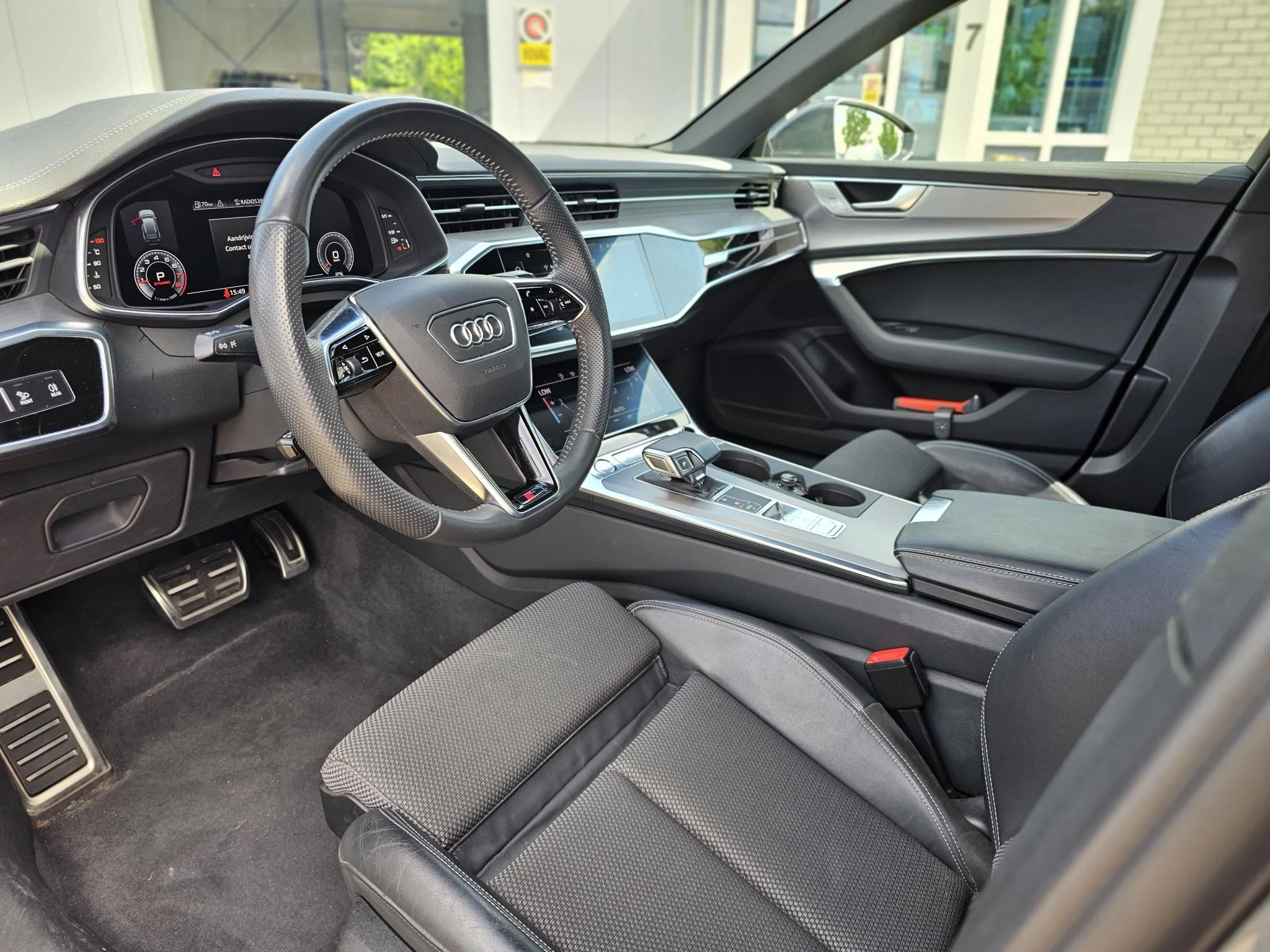 Hoofdafbeelding Audi A6