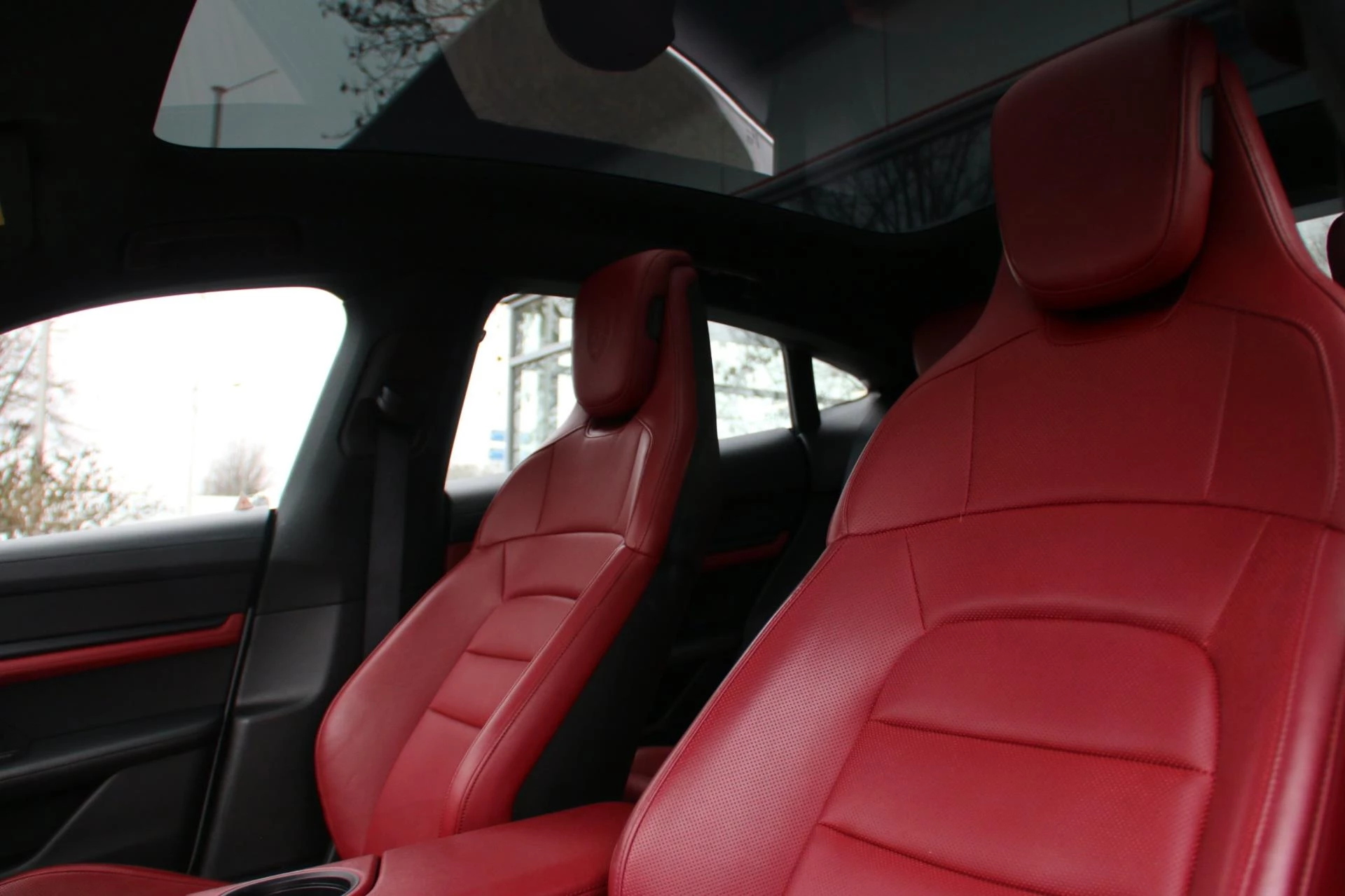 Hoofdafbeelding Porsche Taycan