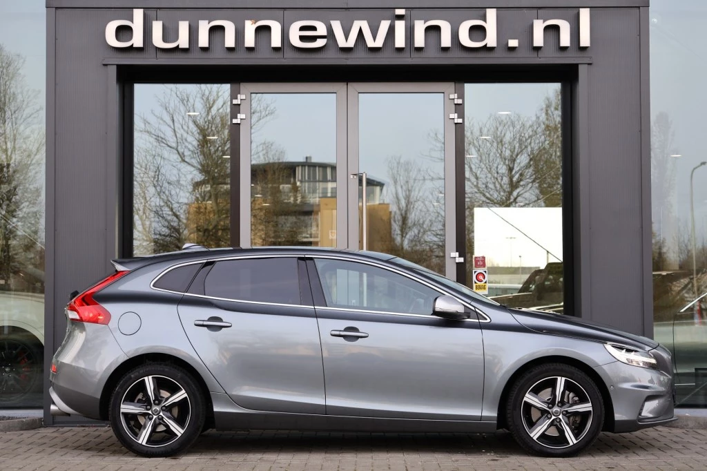 Hoofdafbeelding Volvo V40