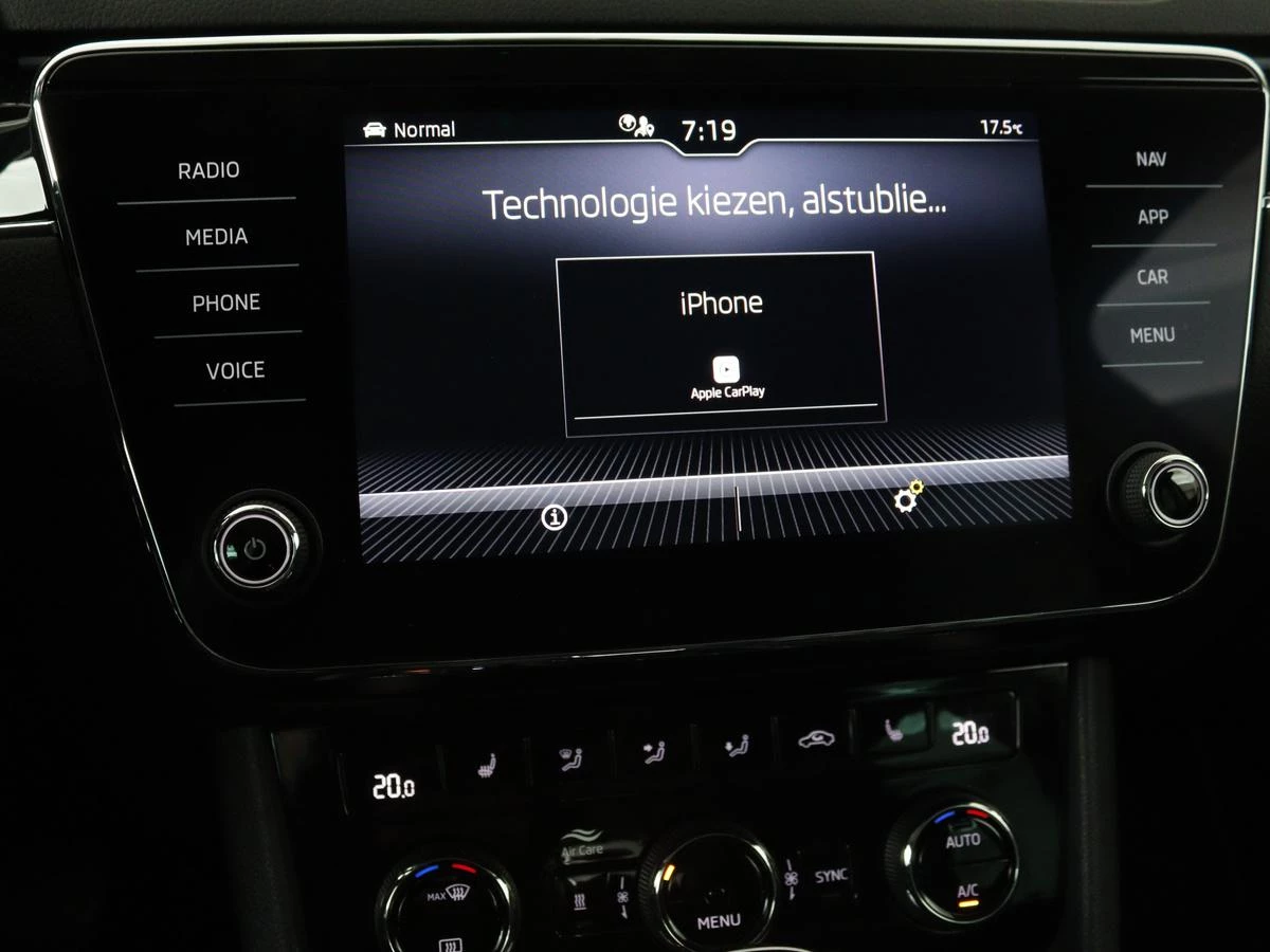 Hoofdafbeelding Škoda Superb