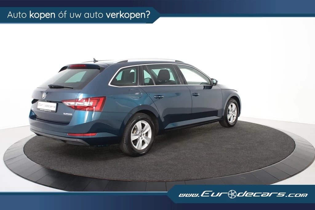 Hoofdafbeelding Škoda Superb