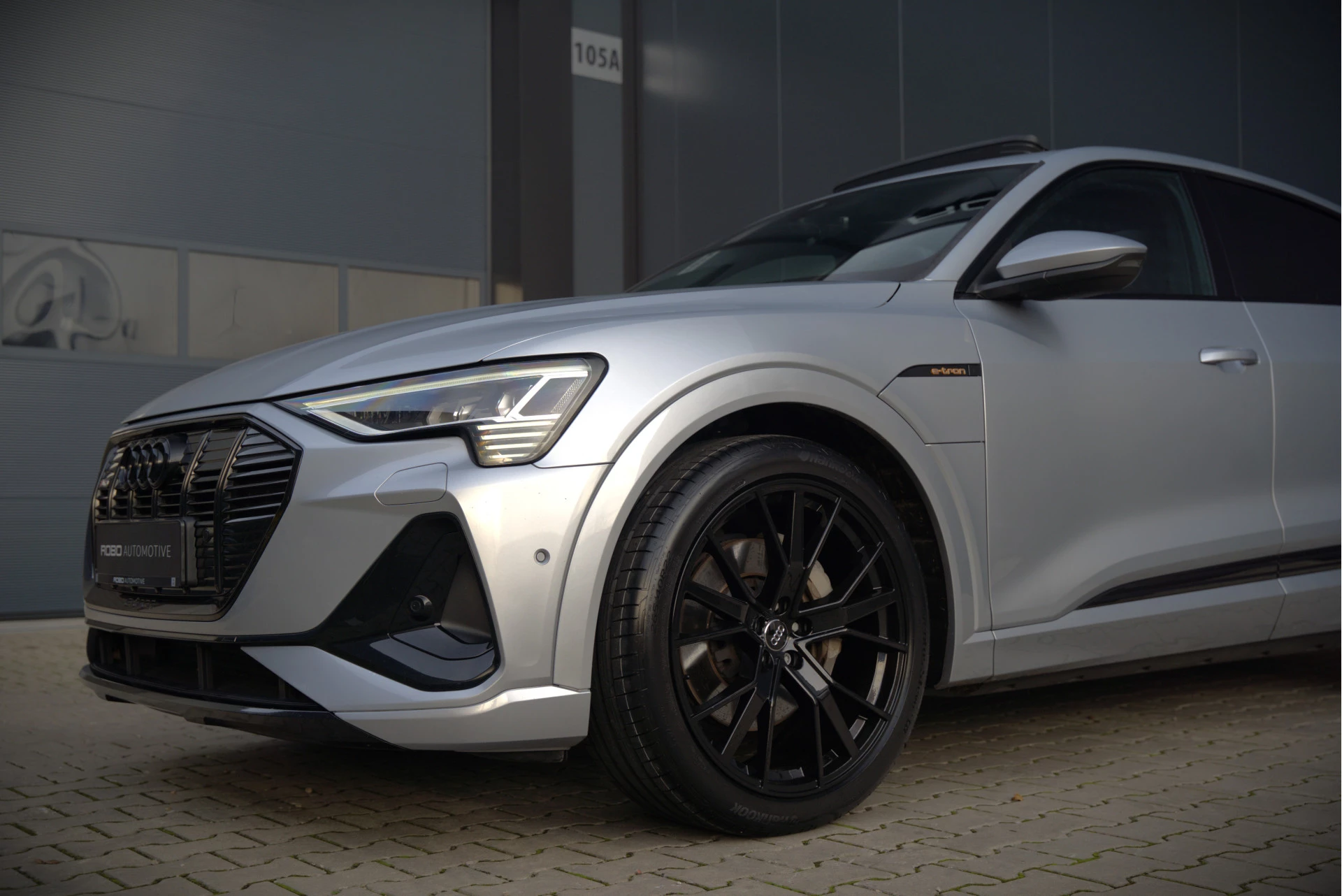Hoofdafbeelding Audi e-tron