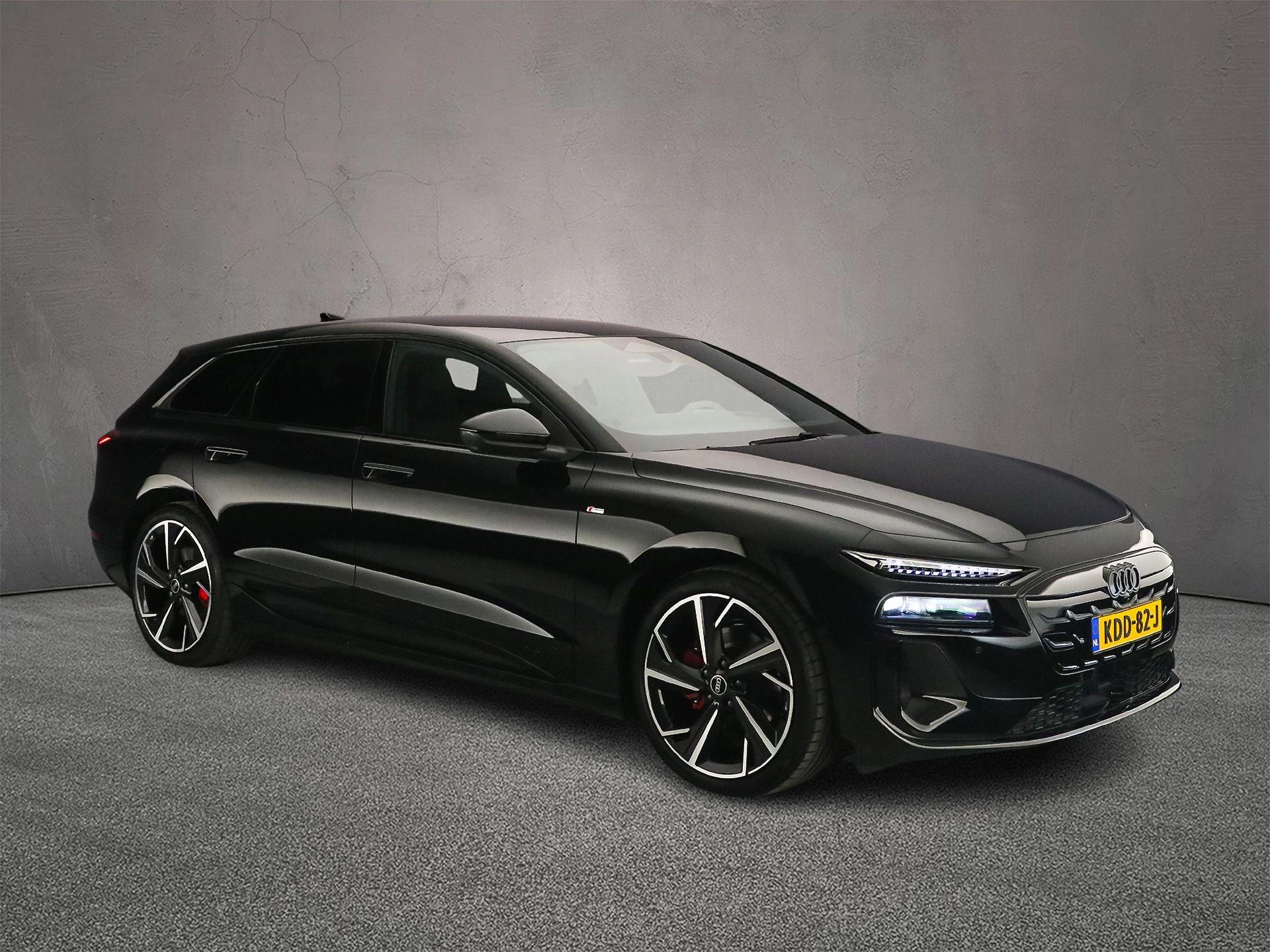 Hoofdafbeelding Audi A6 Avant e-tron