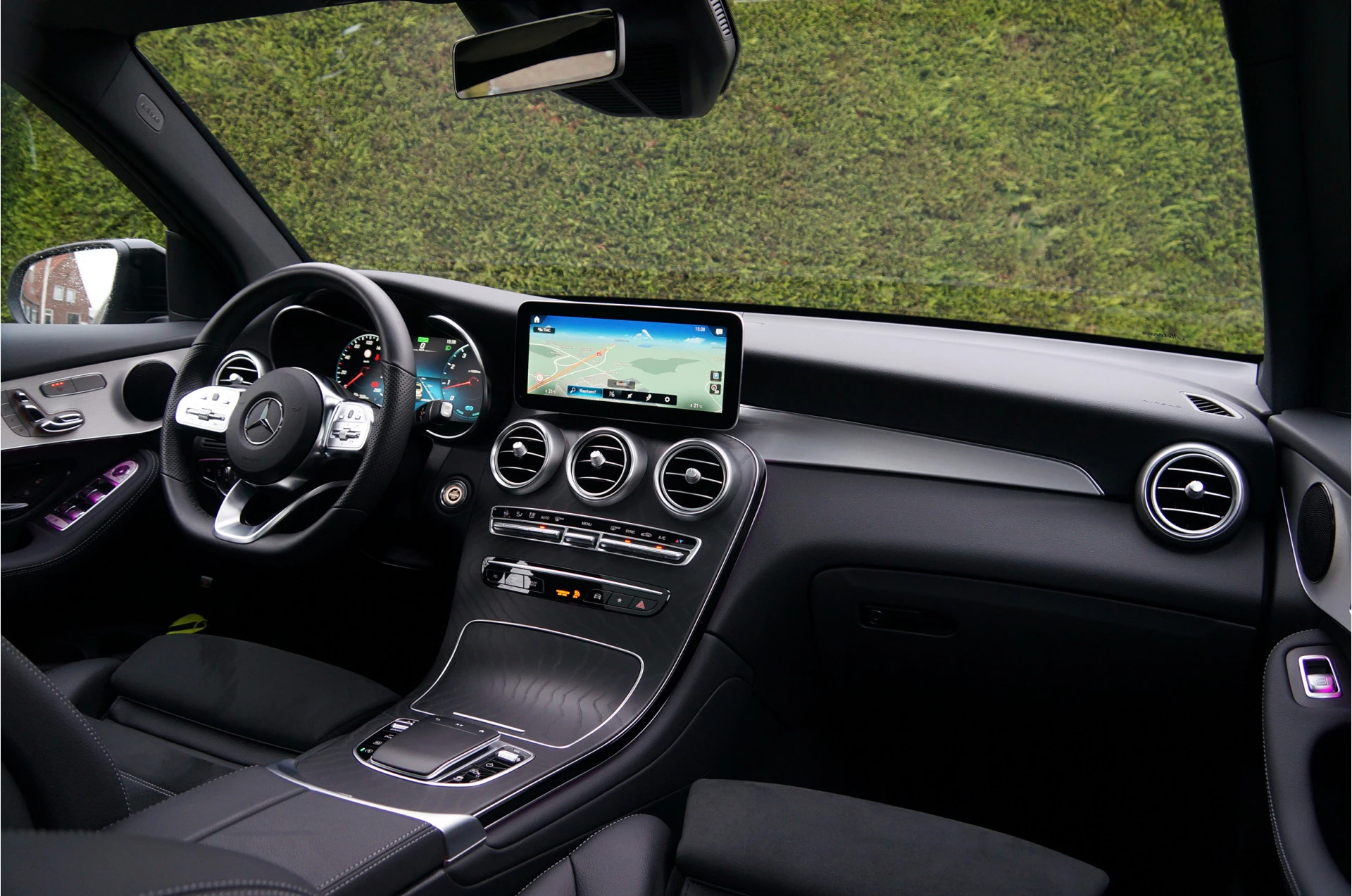 Hoofdafbeelding Mercedes-Benz GLC