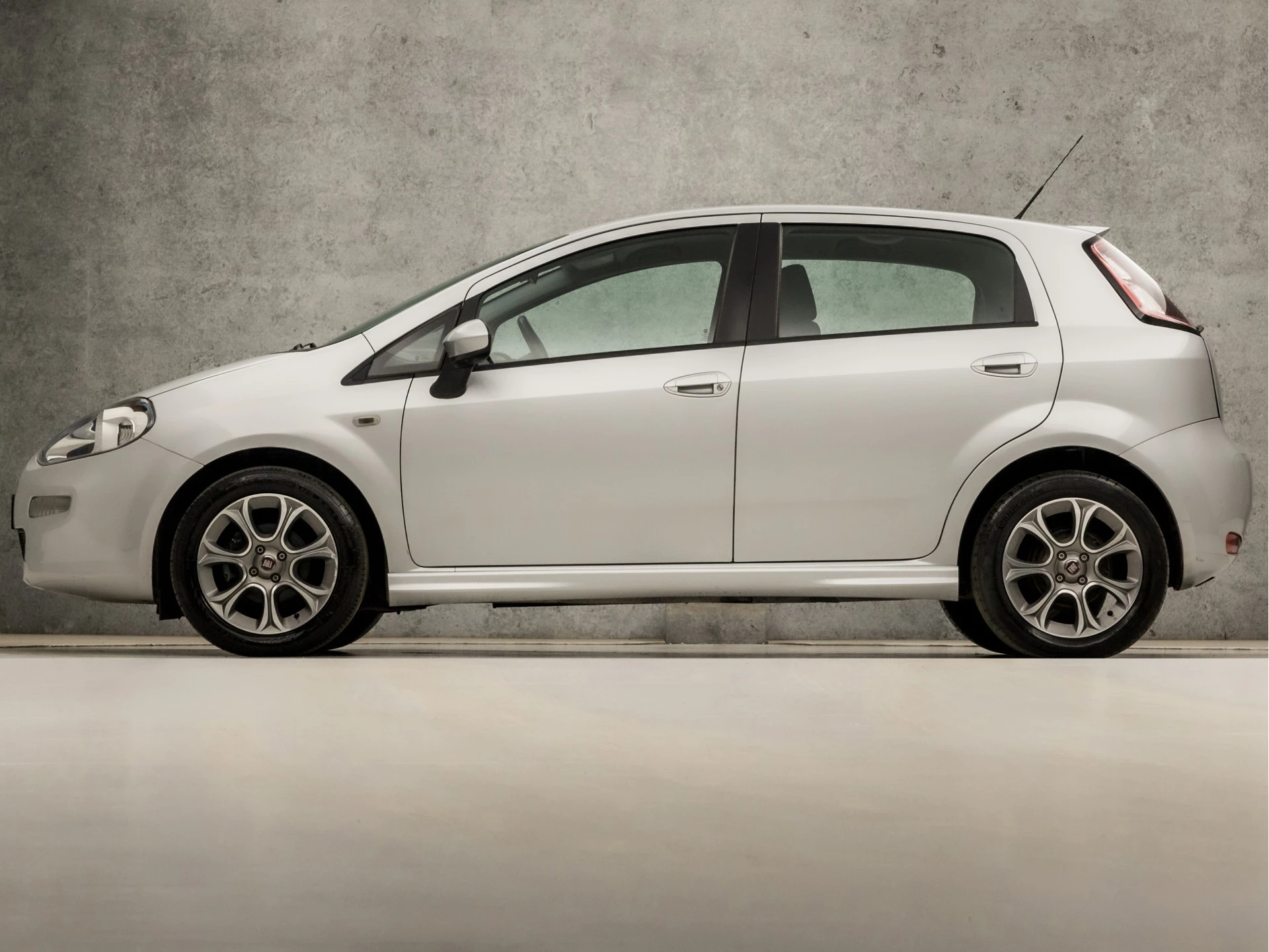 Hoofdafbeelding Fiat Punto