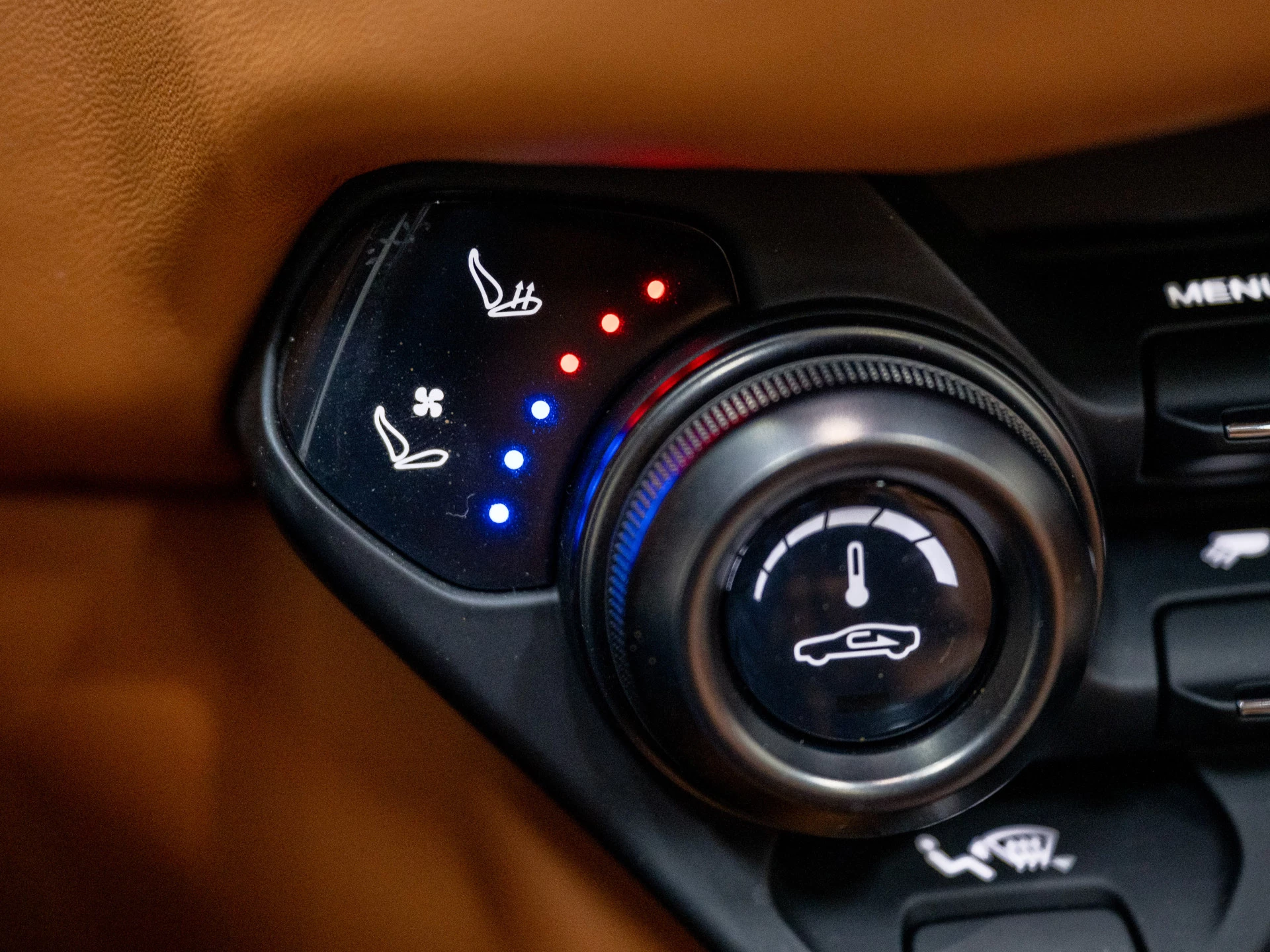 Hoofdafbeelding Aston Martin V8 Vantage