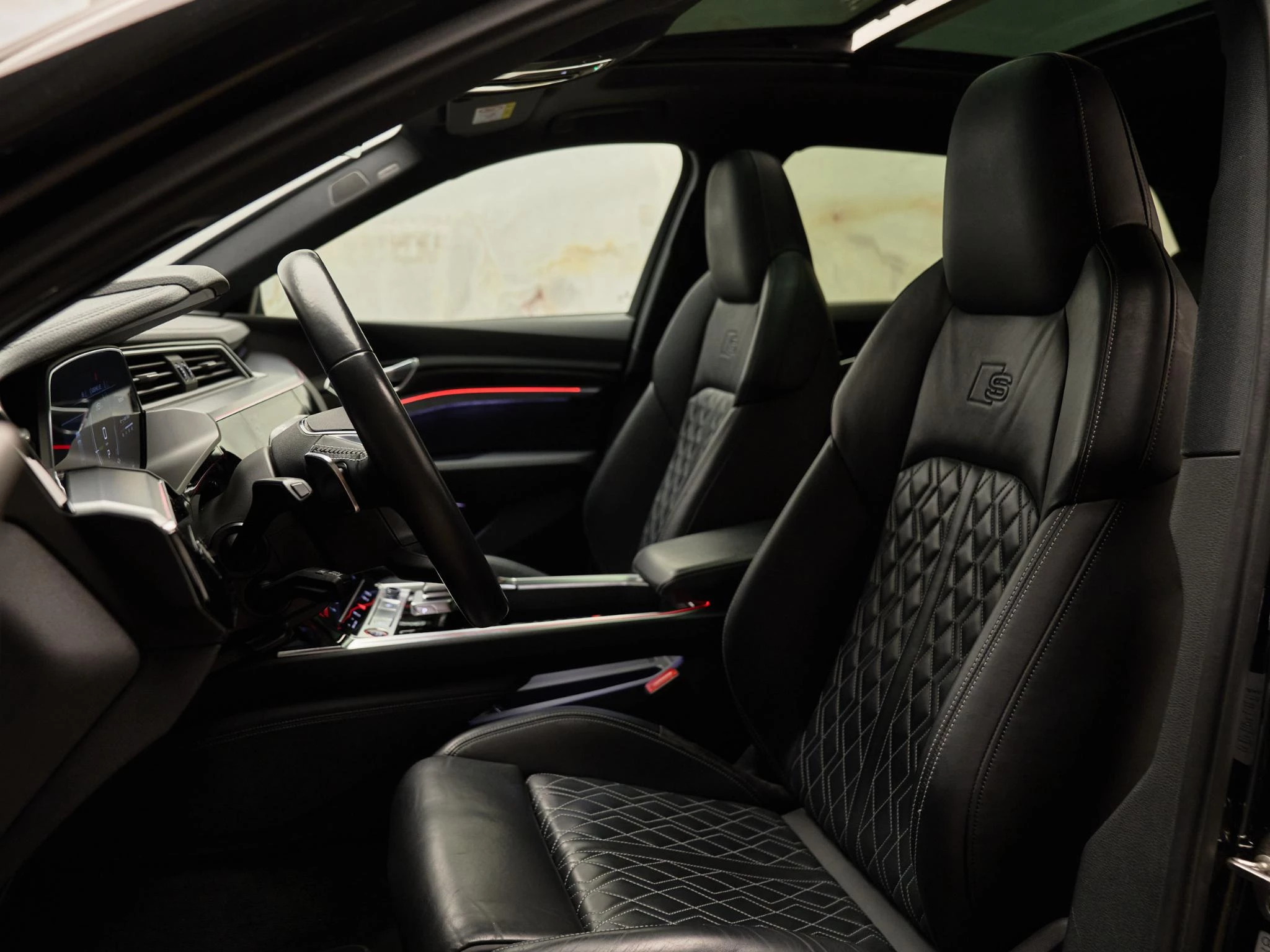 Hoofdafbeelding Audi e-tron