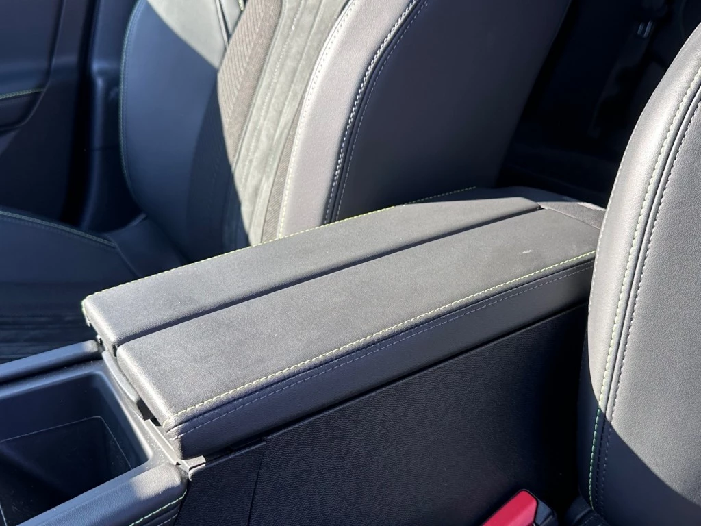 Hoofdafbeelding Peugeot 408
