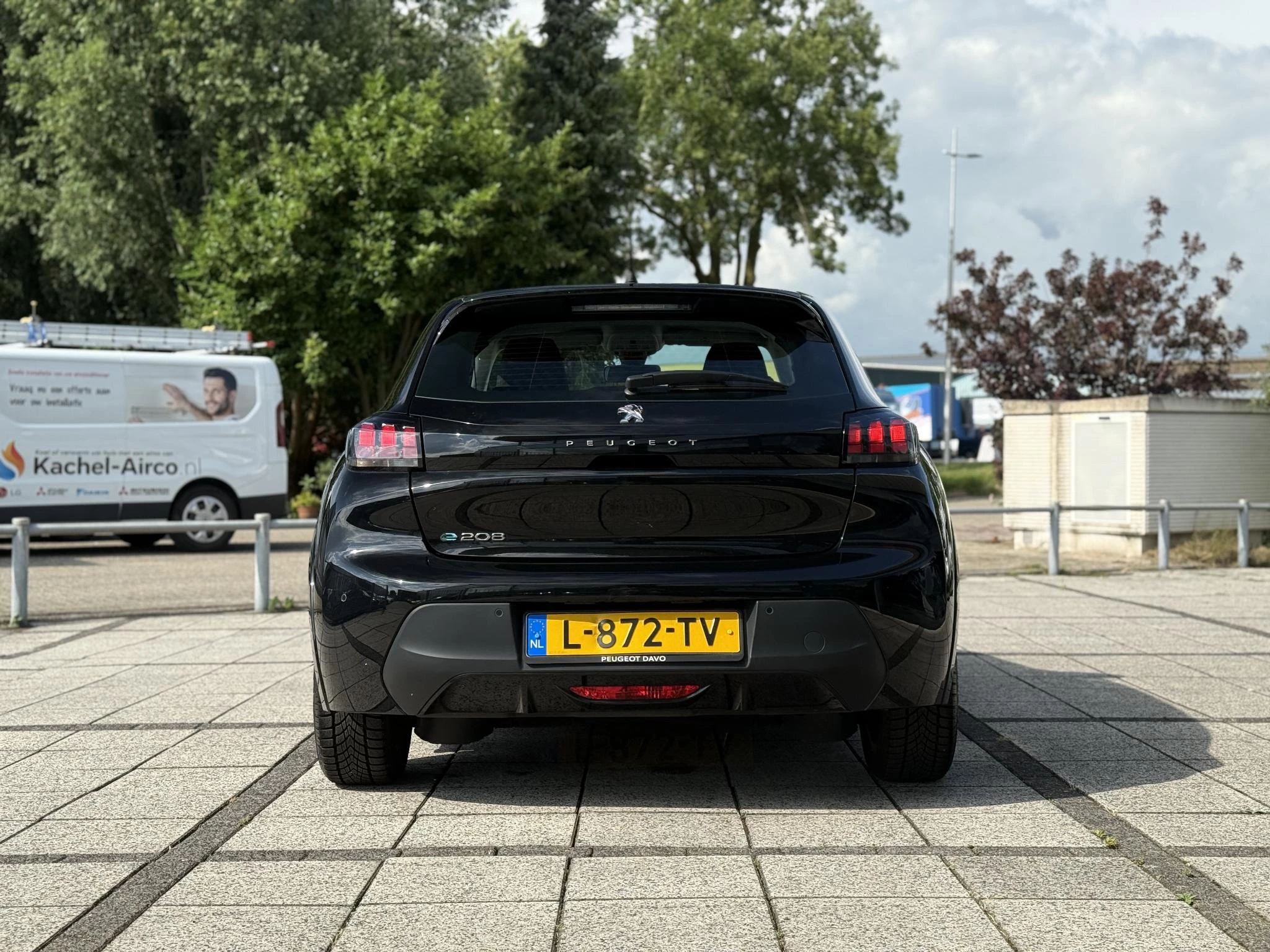 Hoofdafbeelding Peugeot e-208