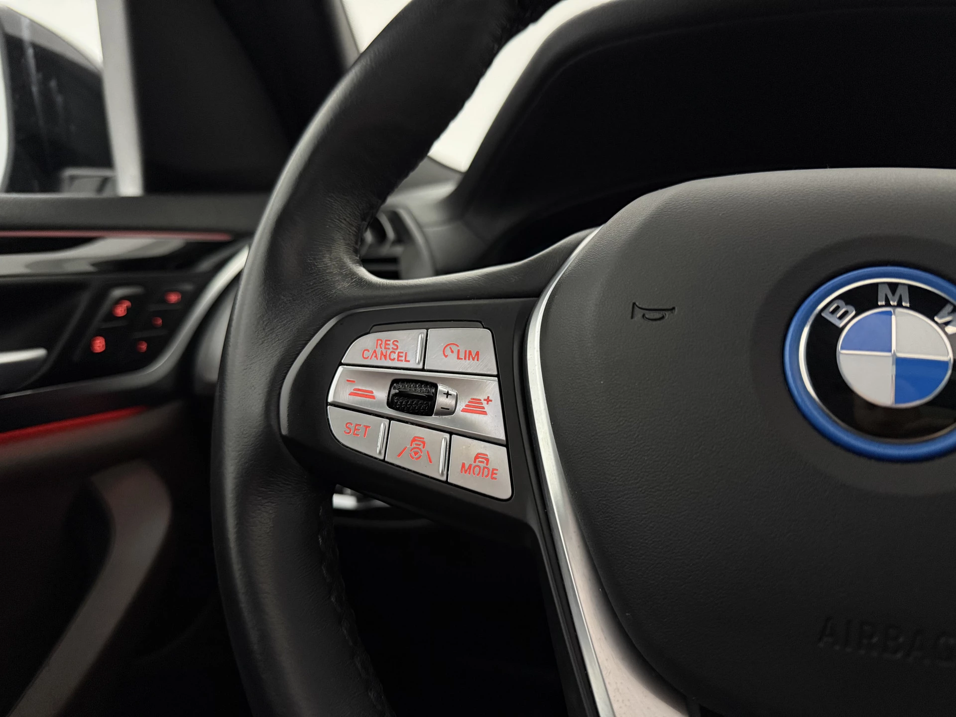 Hoofdafbeelding BMW iX3