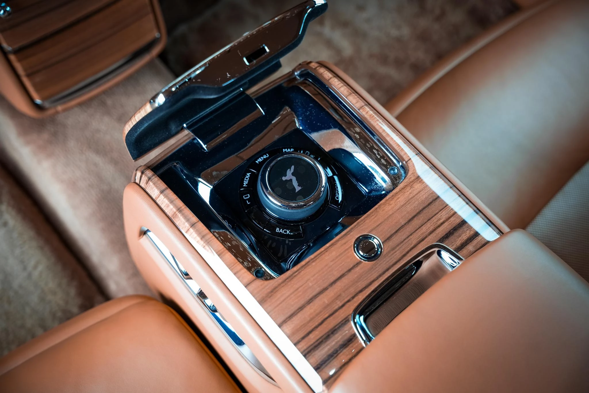 Hoofdafbeelding Rolls-Royce Phantom