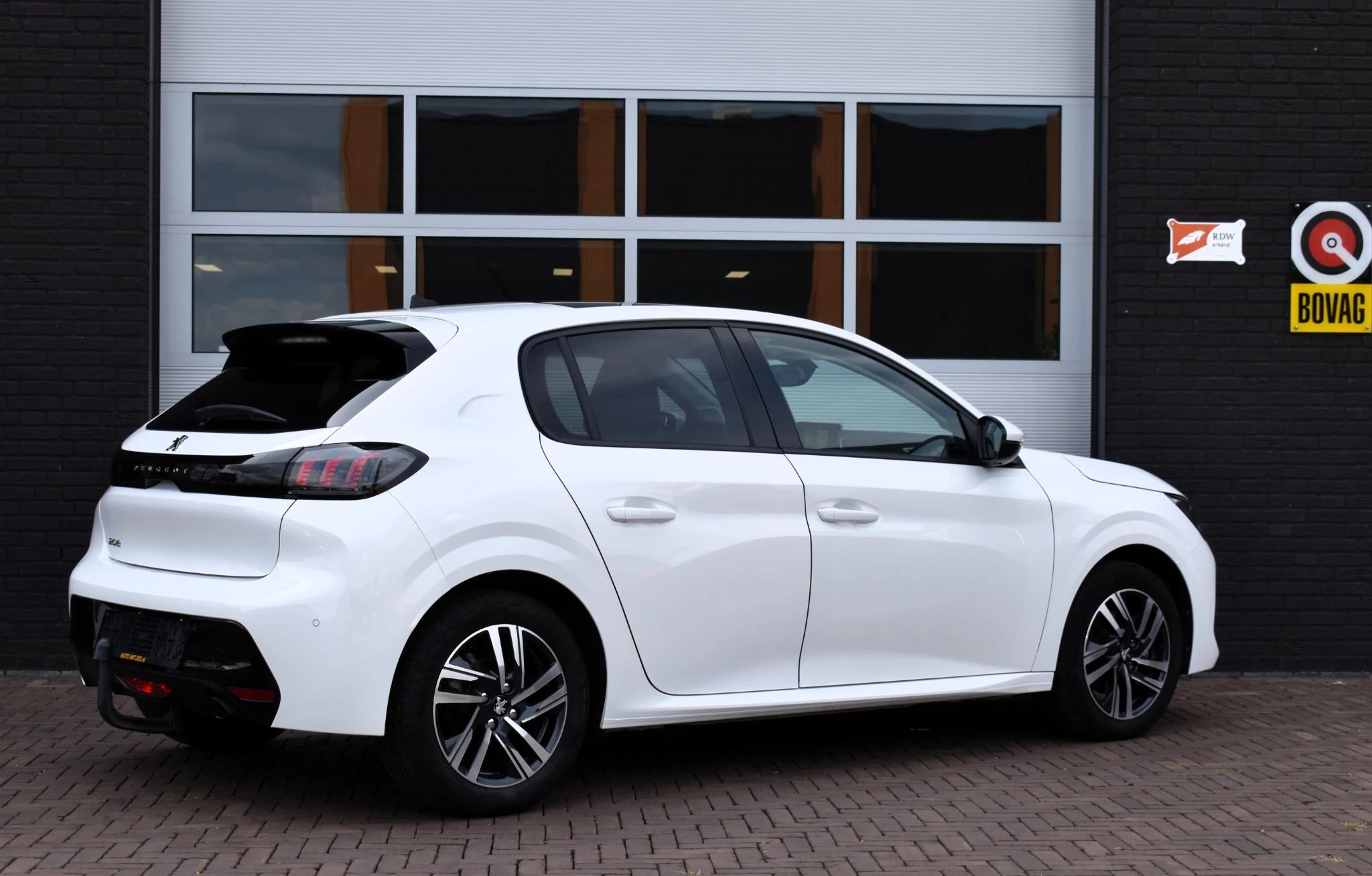 Hoofdafbeelding Peugeot 208