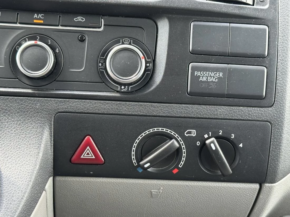 Hoofdafbeelding Volkswagen Kombi