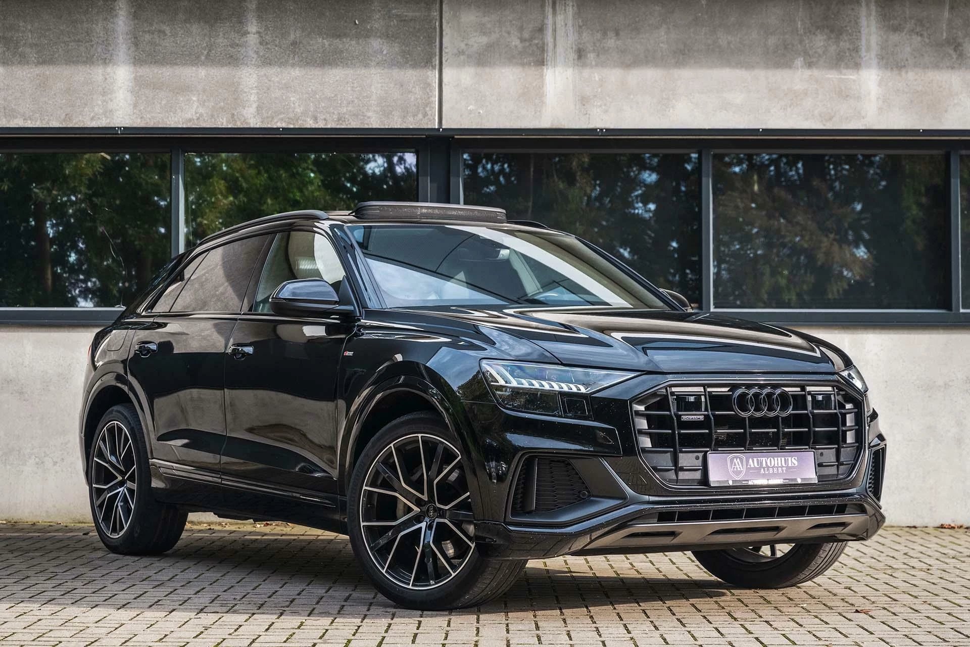 Hoofdafbeelding Audi Q8