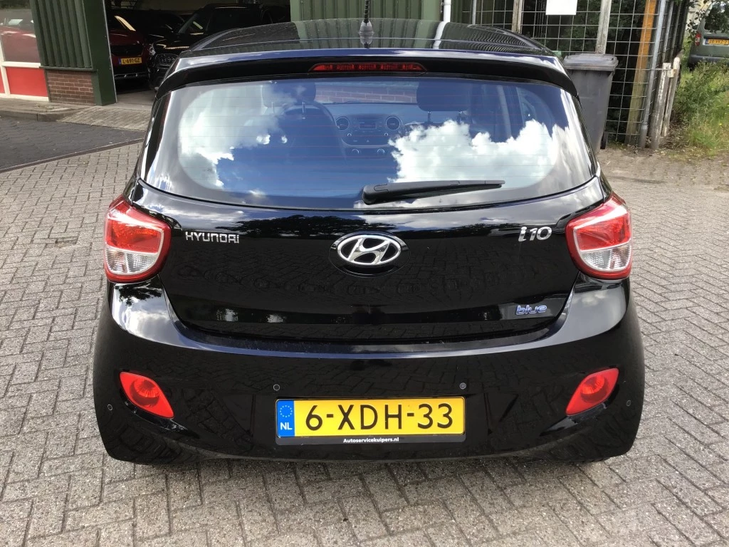 Hoofdafbeelding Hyundai i10