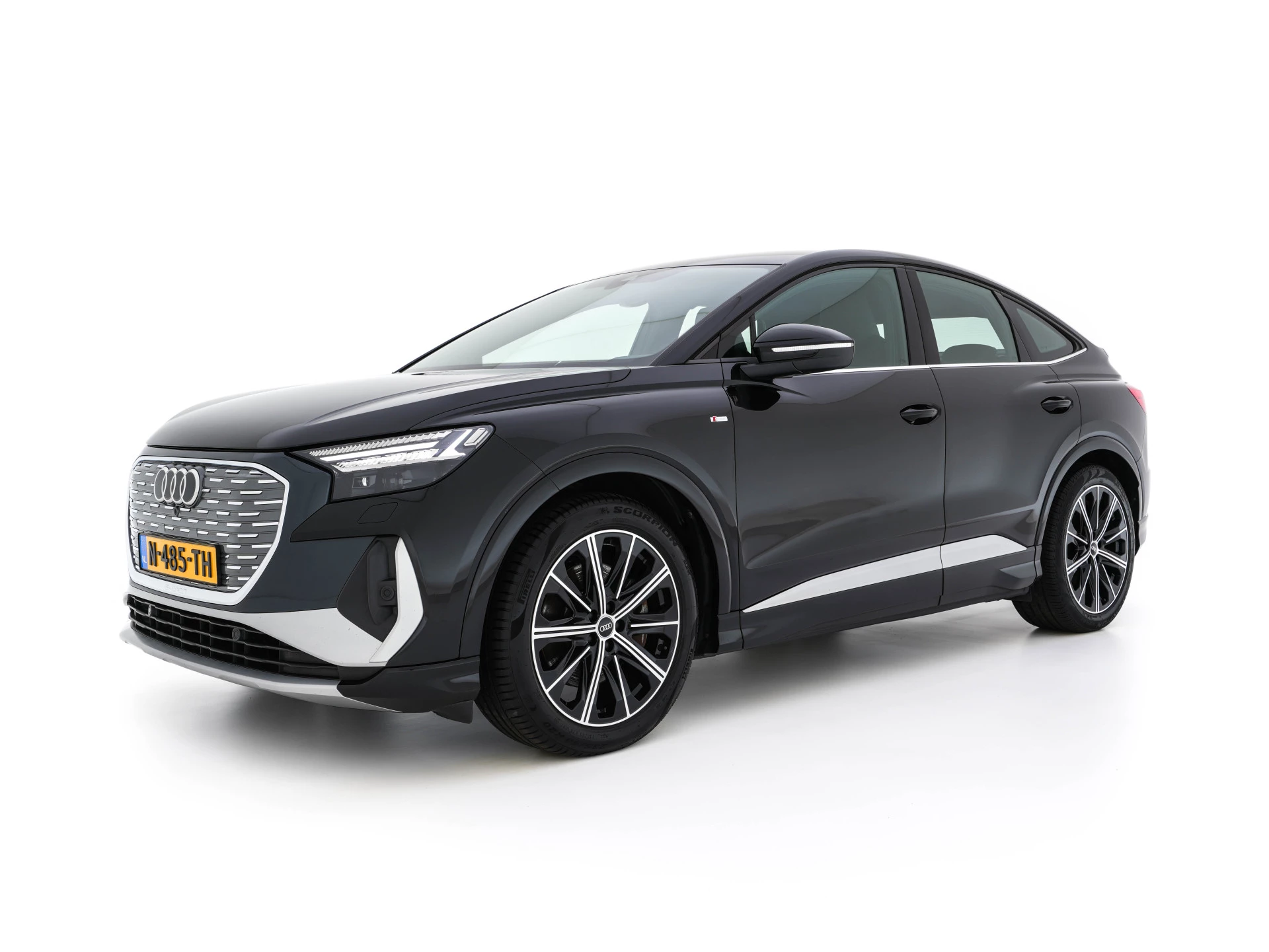 Hoofdafbeelding Audi Q4 e-tron