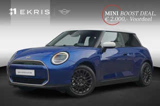 MINI 3-deurs Cooper E Favoured Trim | Pakket L | Comfort Access | Panoramadak | Stoel & Stuurverwarming | Harman Kardon | Head-Up Display | Driving Assistant | Parking Assistant Plus