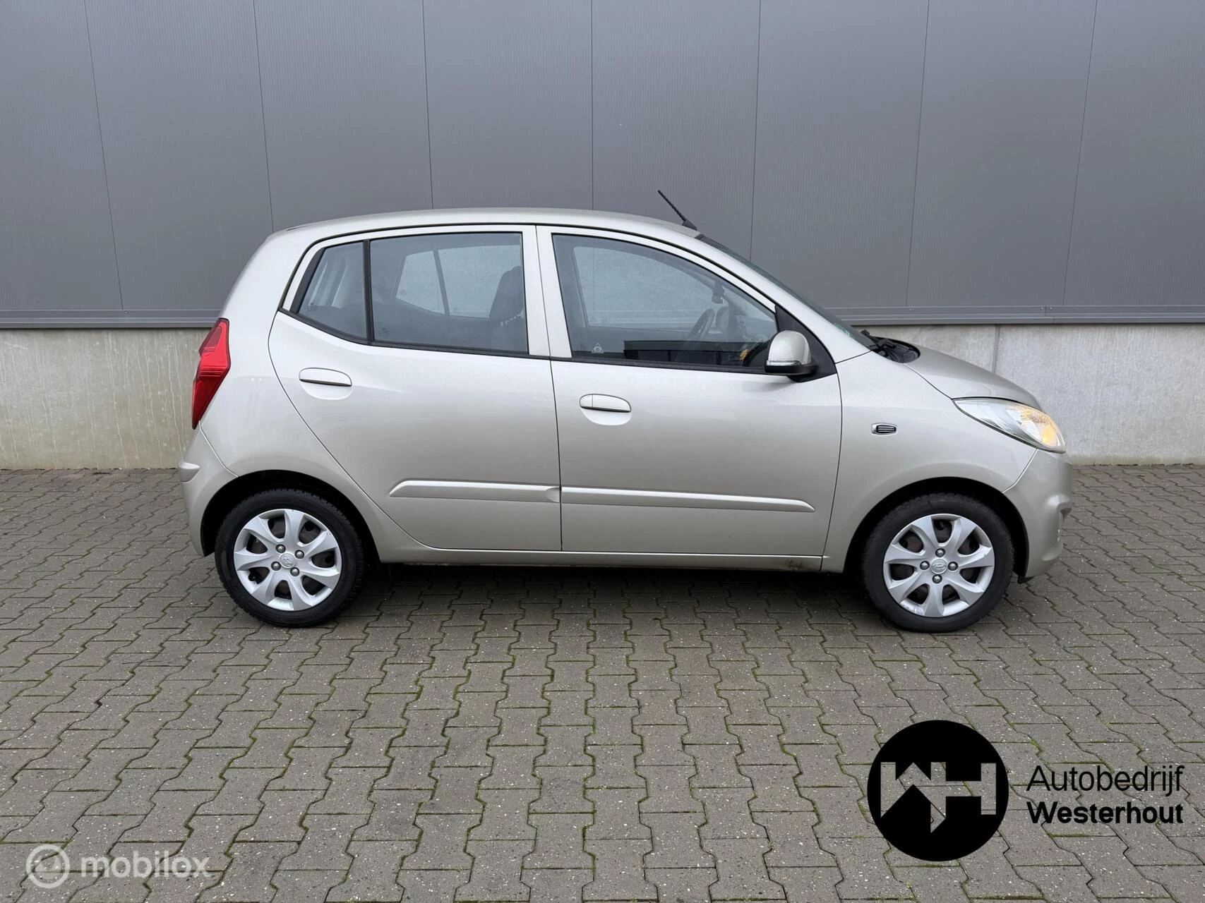 Hoofdafbeelding Hyundai i10