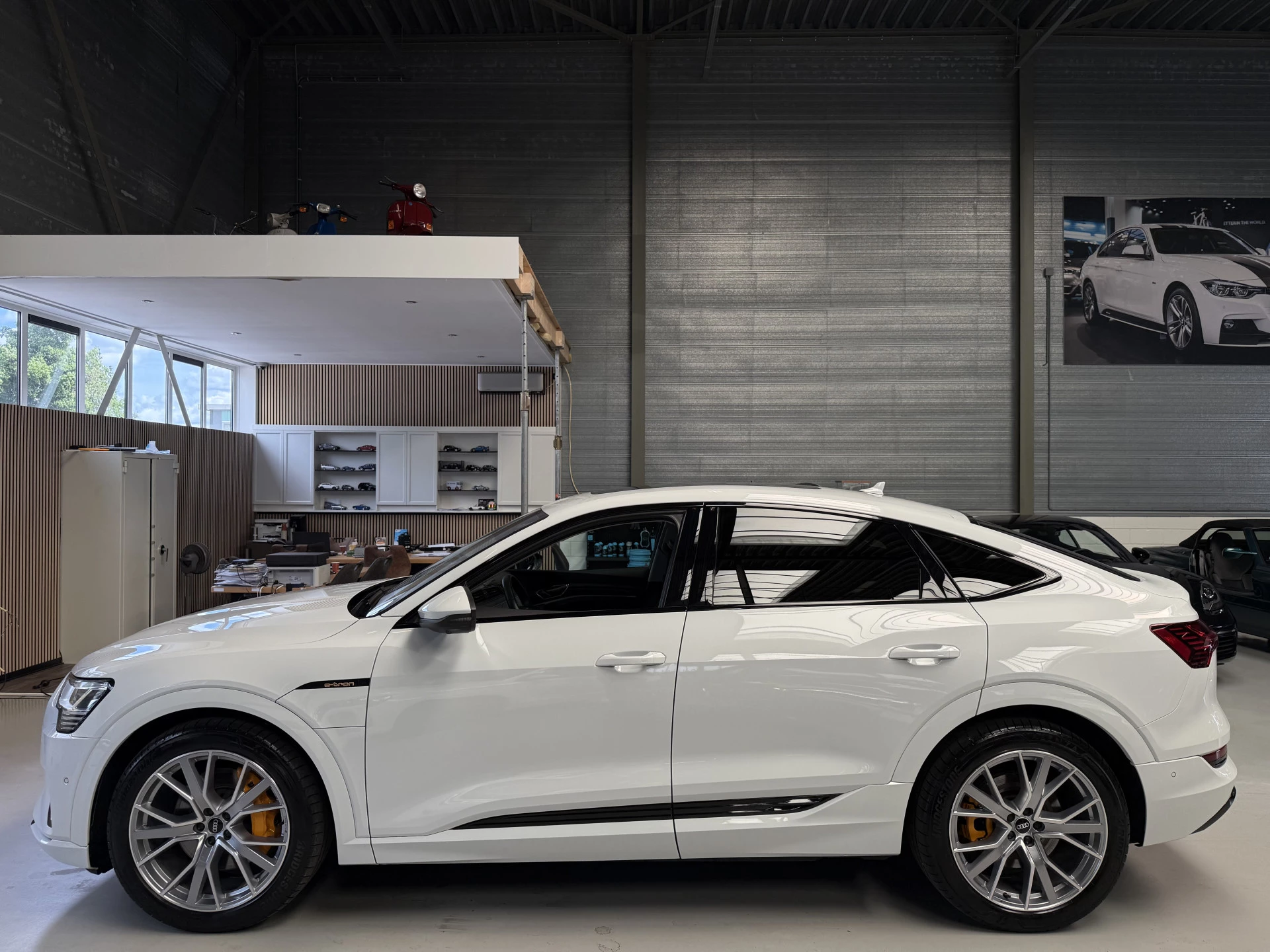 Hoofdafbeelding Audi e-tron