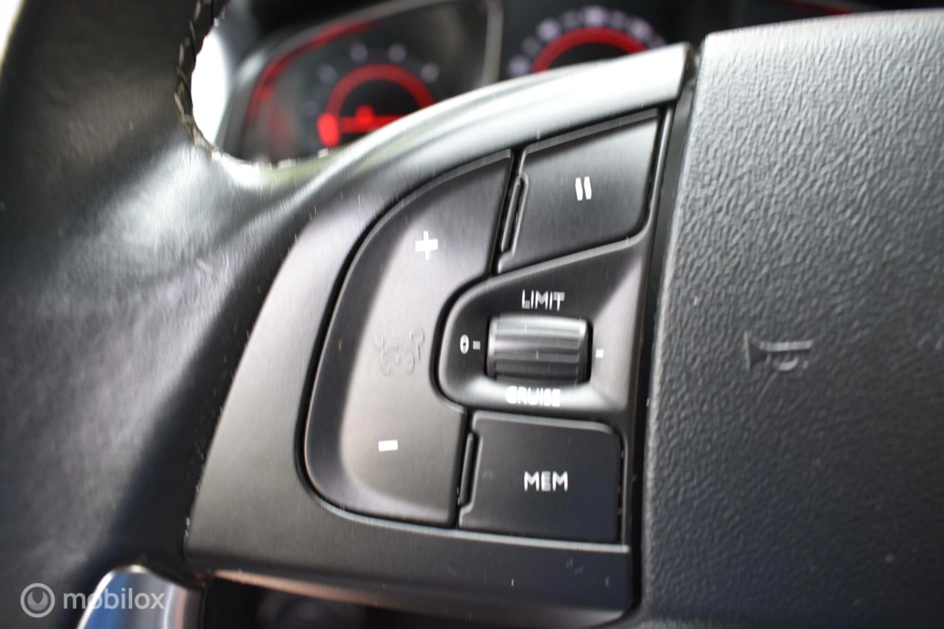 Hoofdafbeelding DS DS 5