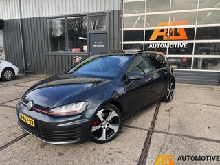 Volkswagen Golf 7 2.0 TSI GTI DSG 2015 5DRS Grijs | Pano |
