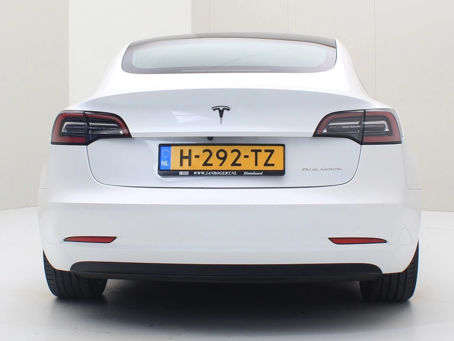 Hoofdafbeelding Tesla Model 3