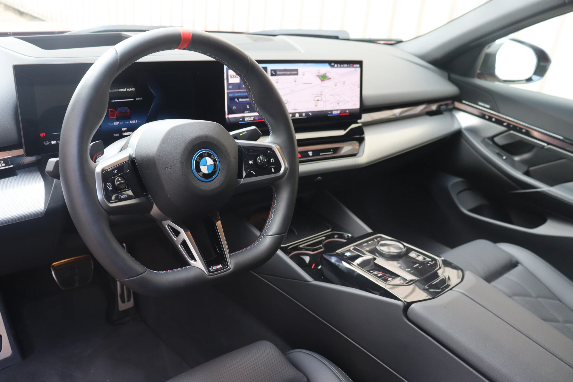 Hoofdafbeelding BMW i5