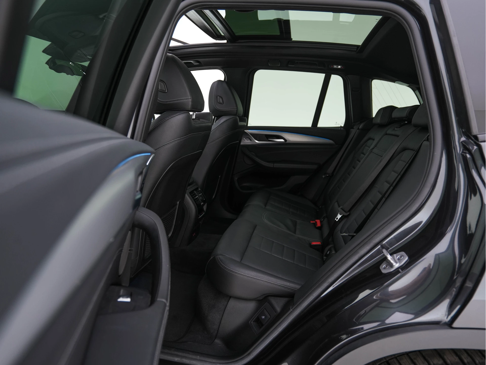 Hoofdafbeelding BMW iX3