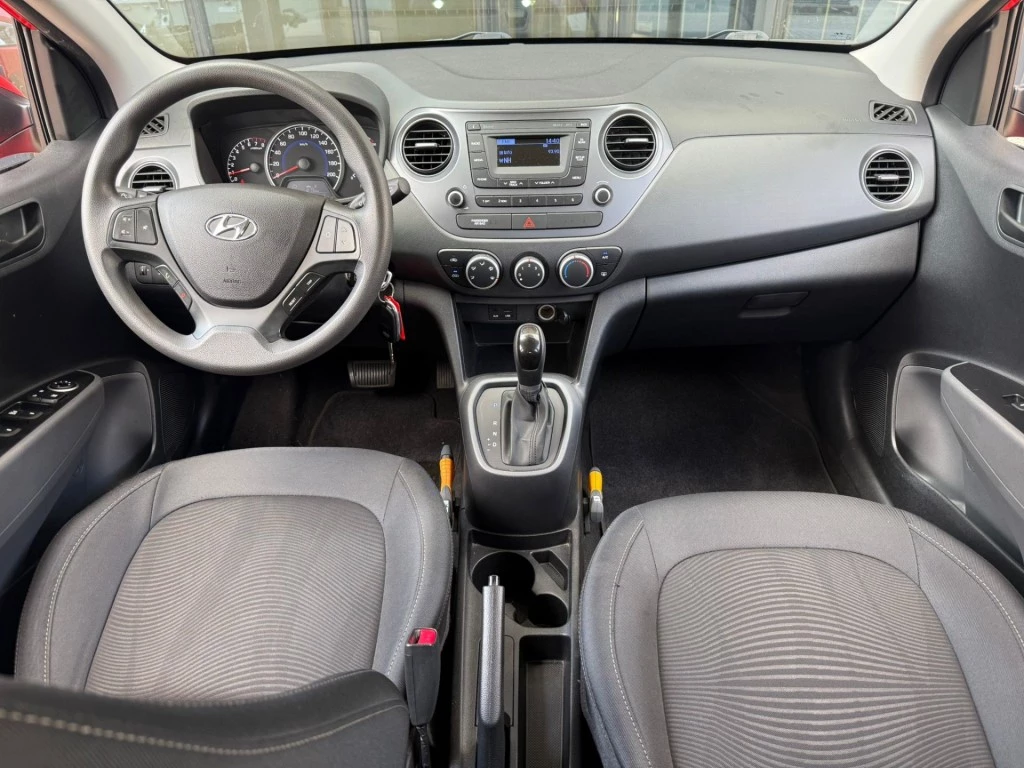 Hoofdafbeelding Hyundai i10
