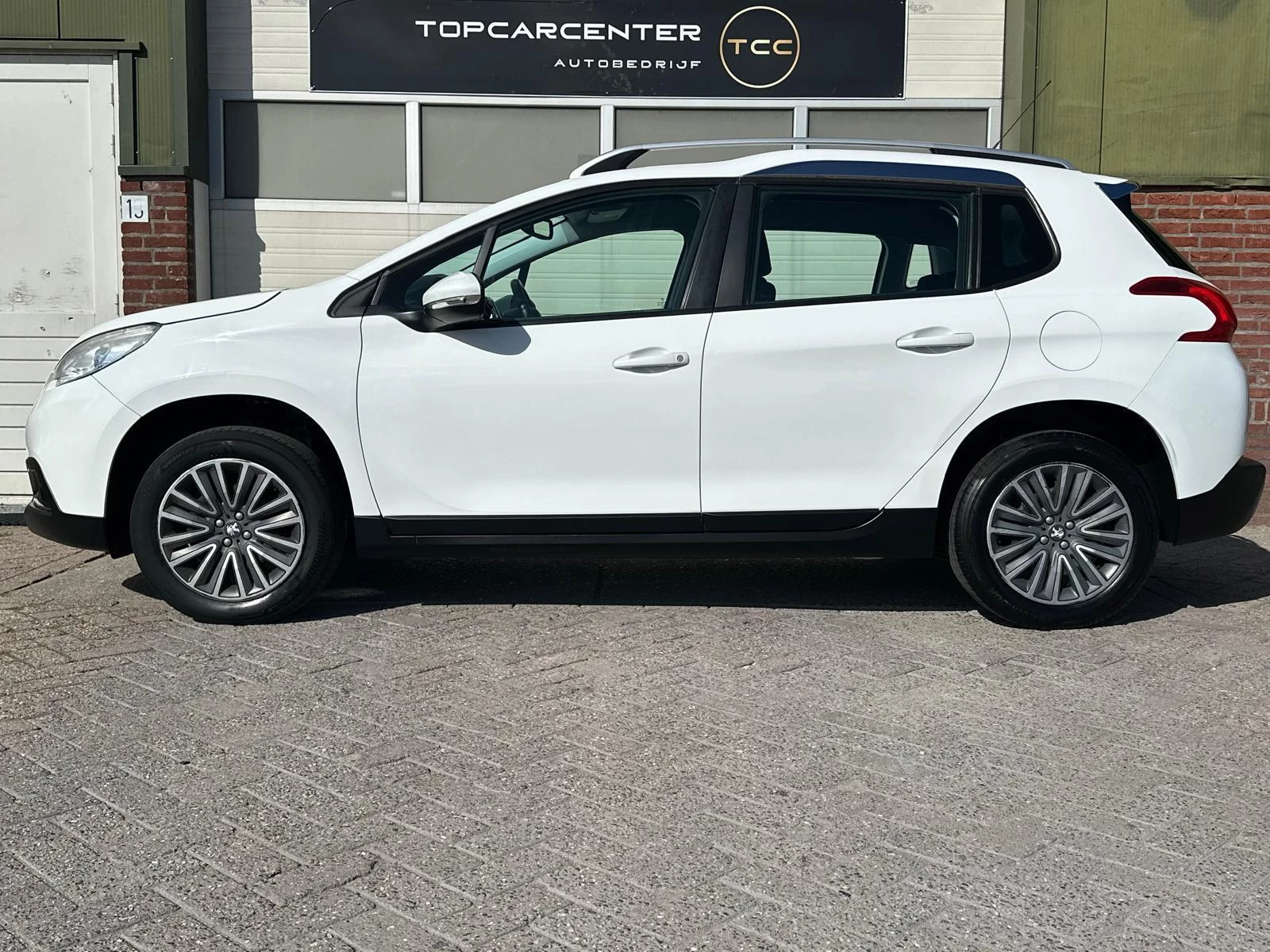Hoofdafbeelding Peugeot 2008