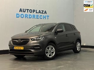 Hoofdafbeelding Opel Grandland X Opel Grandland X 1.2 Turbo Business + CAMERA/NAVI/PFC