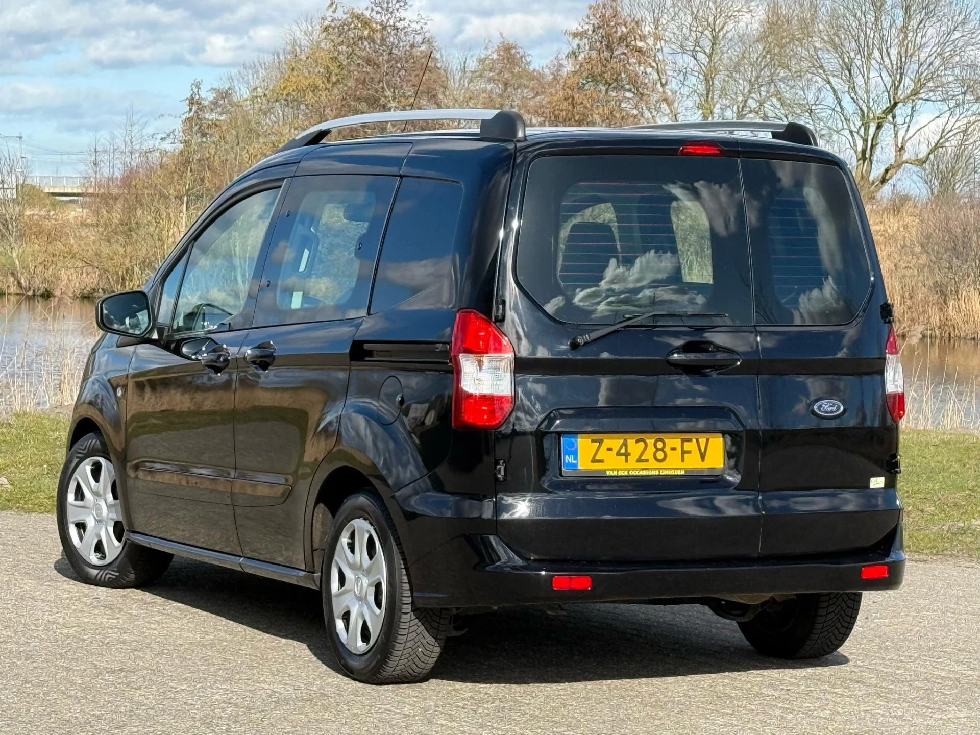 Hoofdafbeelding Ford Tourneo Courier