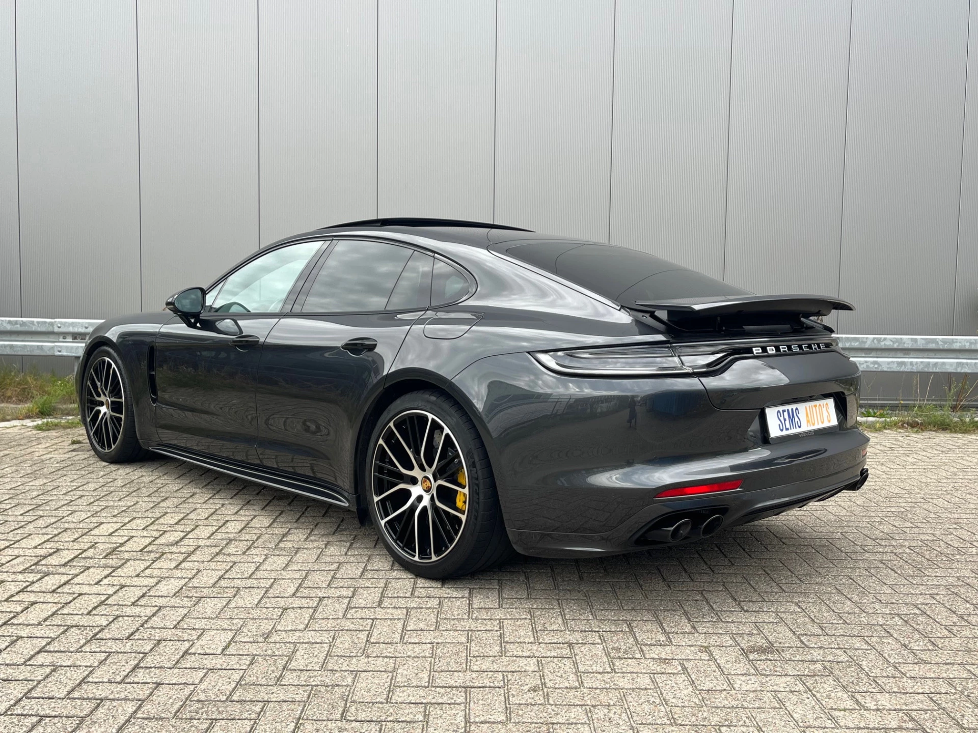 Hoofdafbeelding Porsche Panamera
