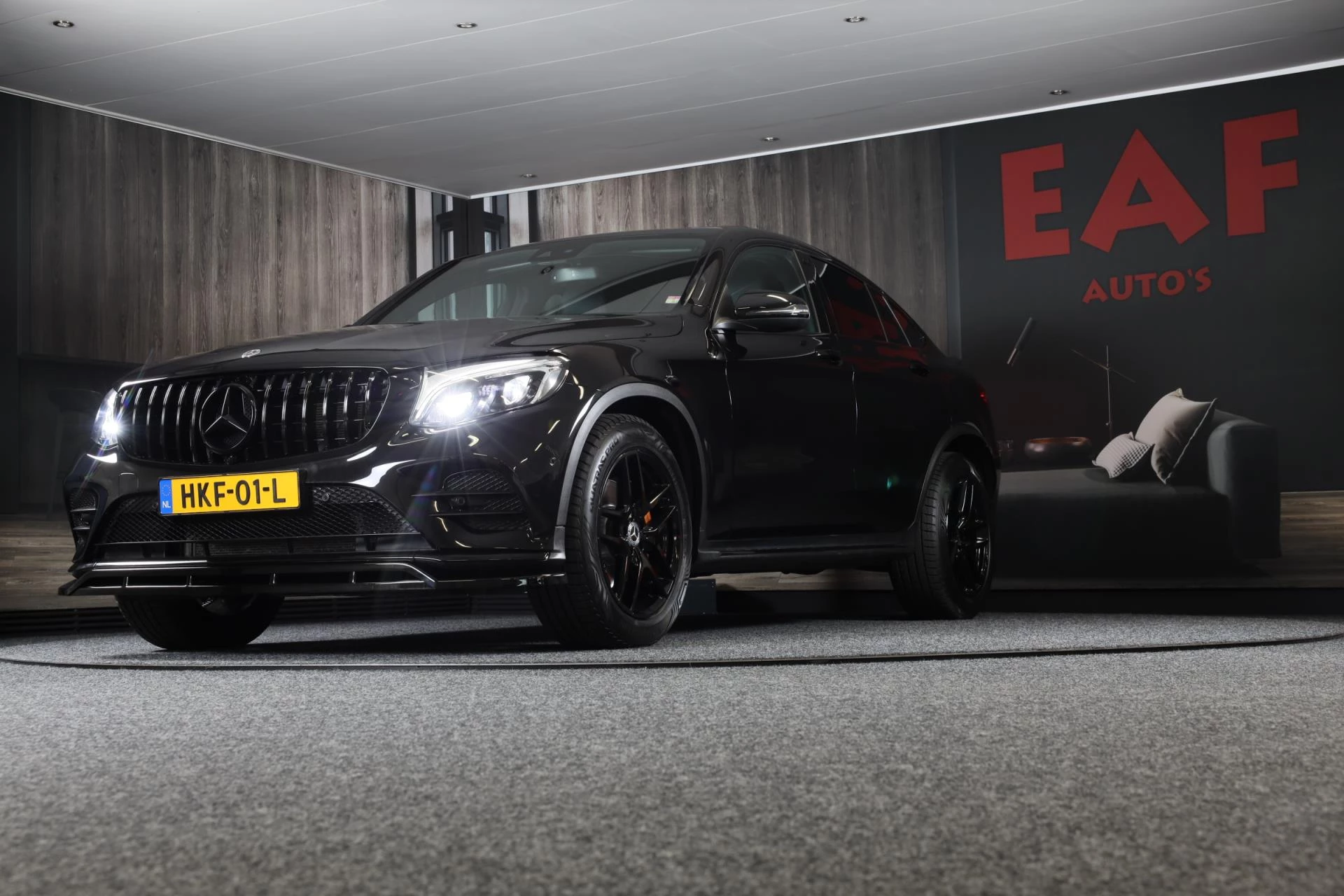 Hoofdafbeelding Mercedes-Benz GLC
