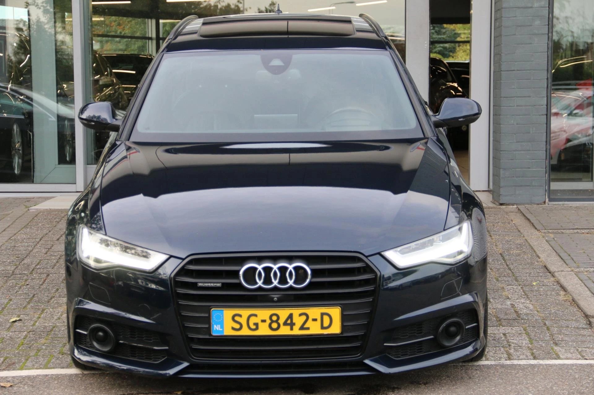 Hoofdafbeelding Audi A6