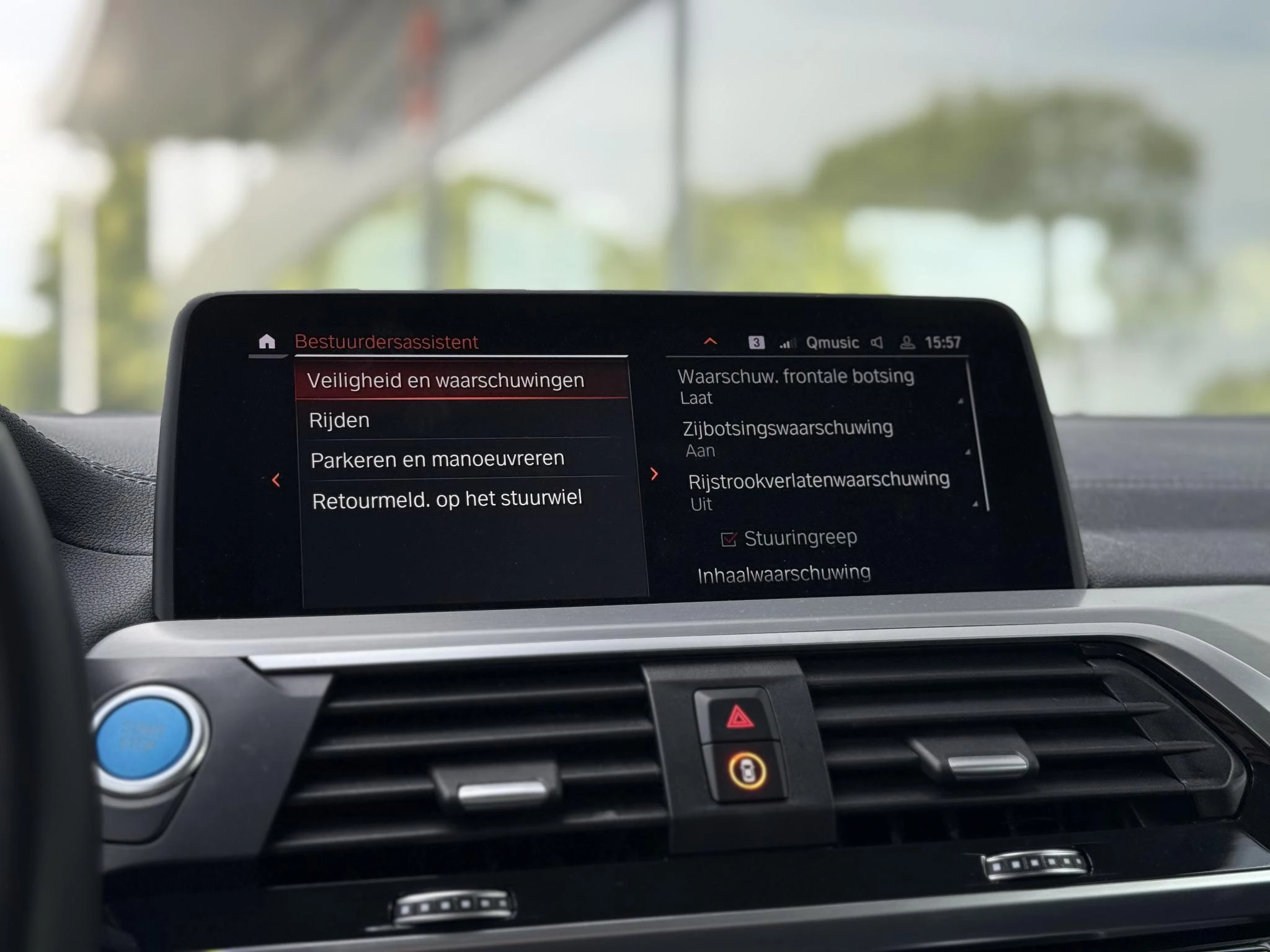 Hoofdafbeelding BMW iX3