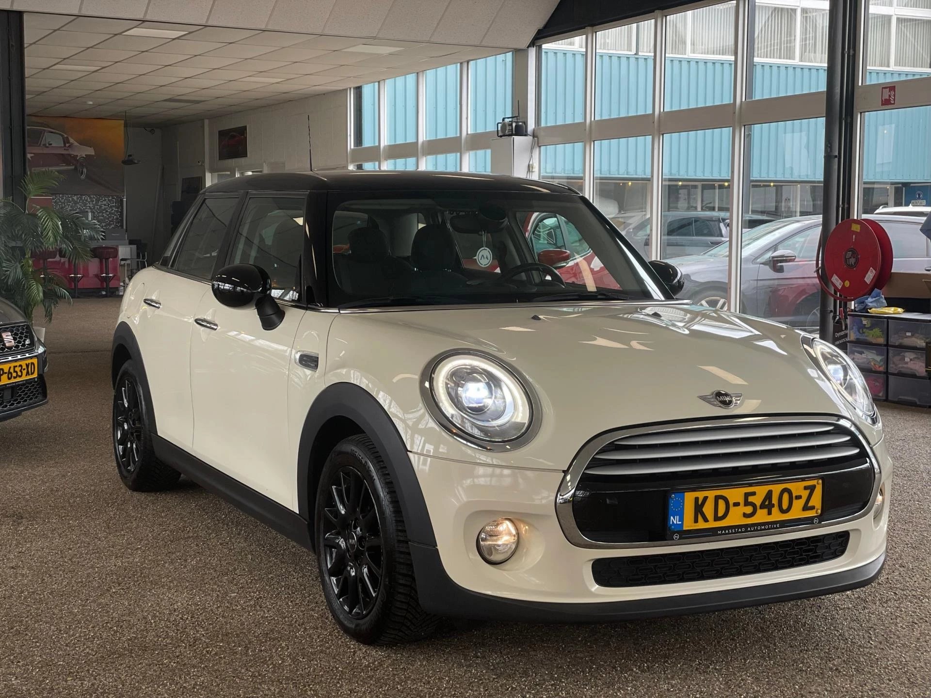 Hoofdafbeelding MINI Cooper