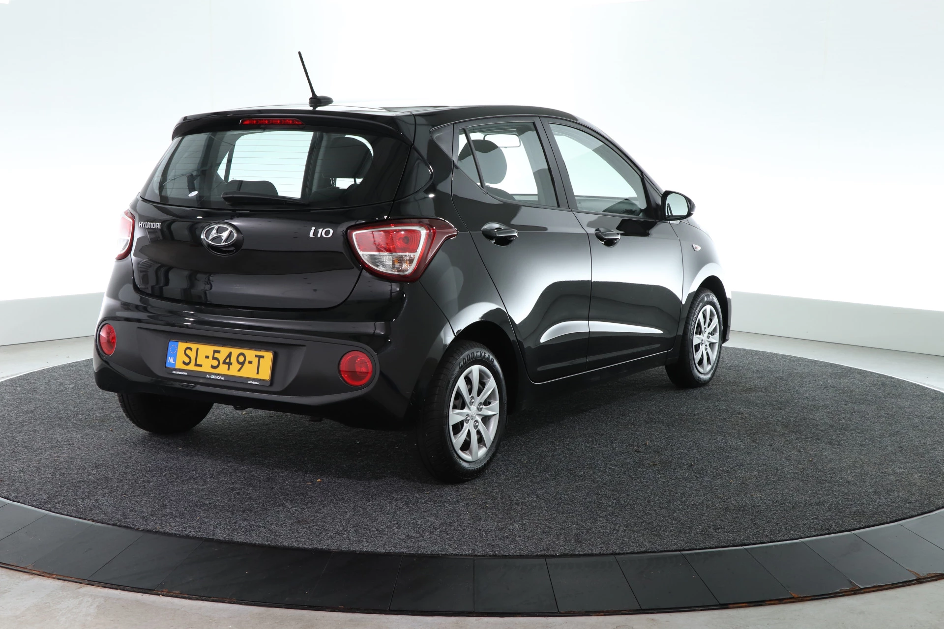 Hoofdafbeelding Hyundai i10