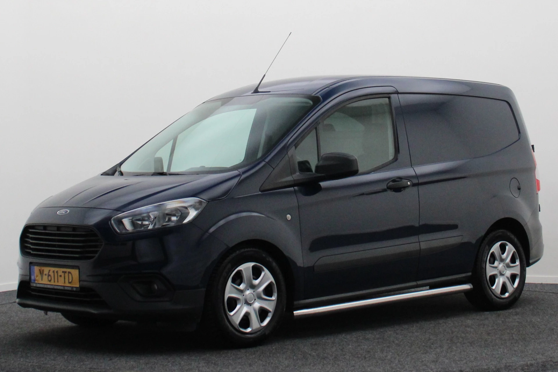 Hoofdafbeelding Ford Transit Courier