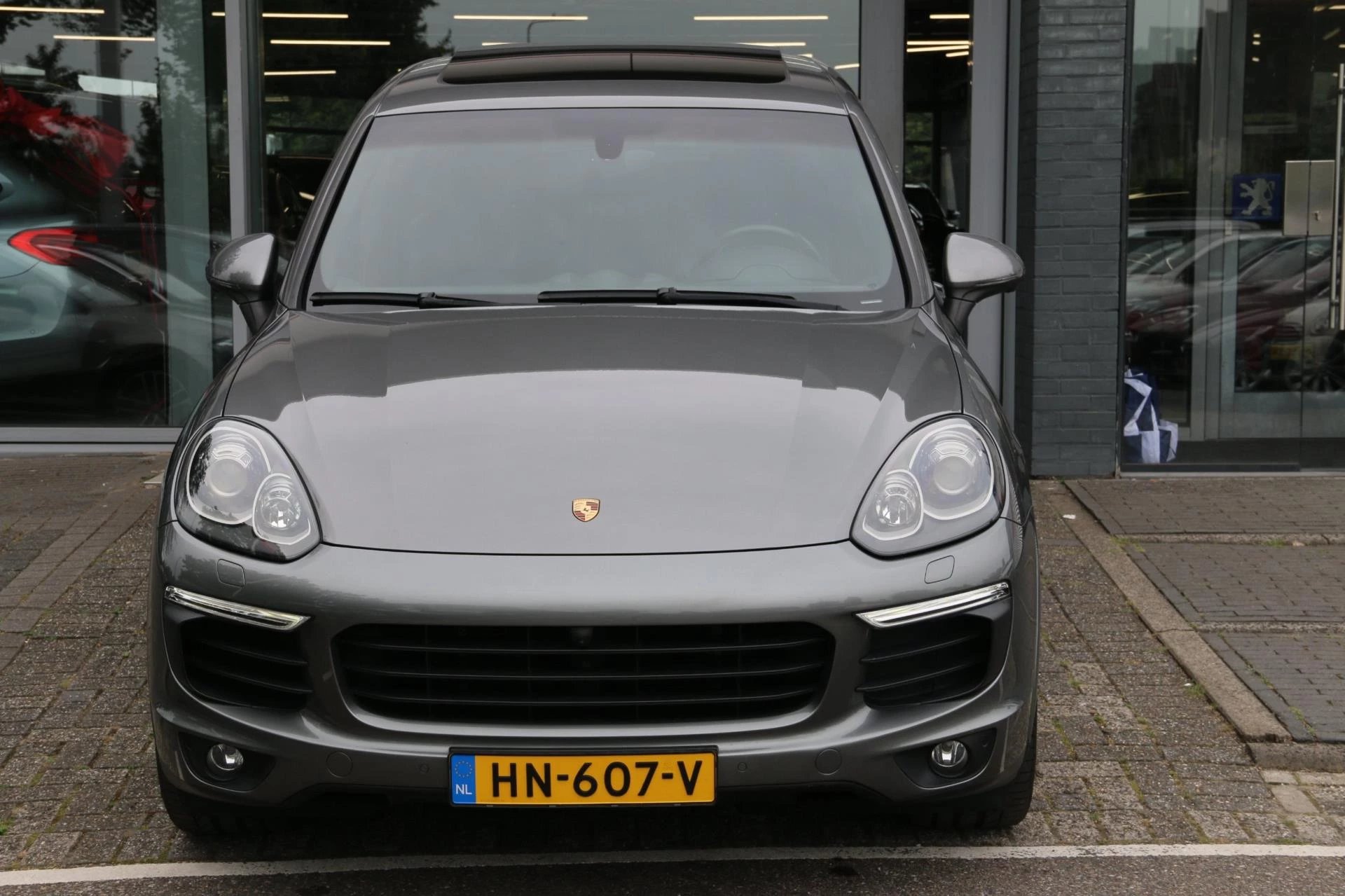 Hoofdafbeelding Porsche Cayenne