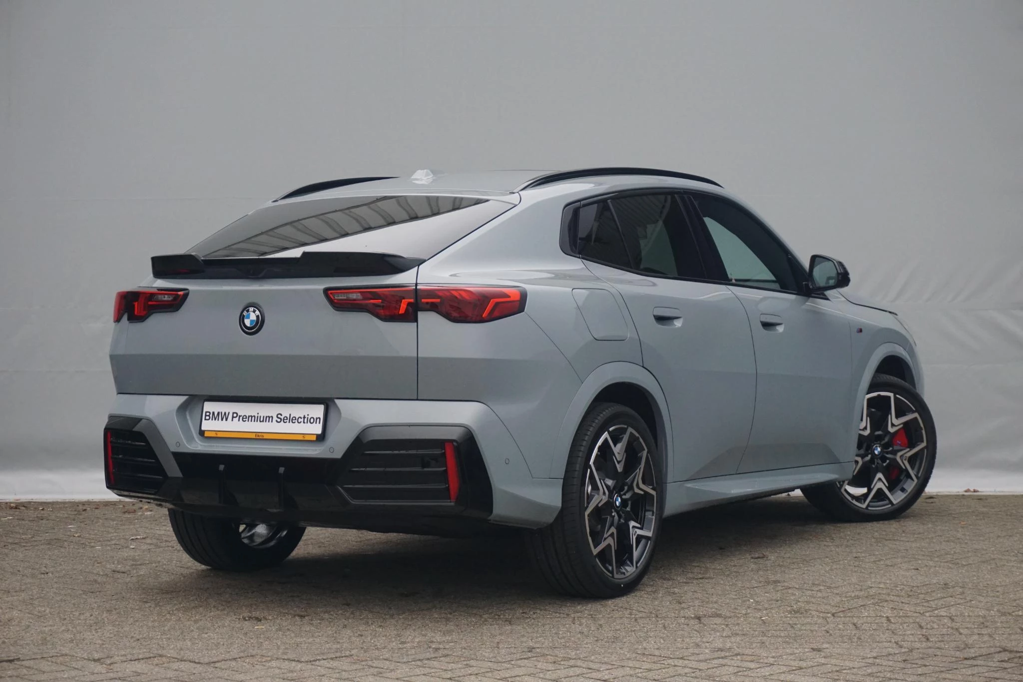 Hoofdafbeelding BMW iX2